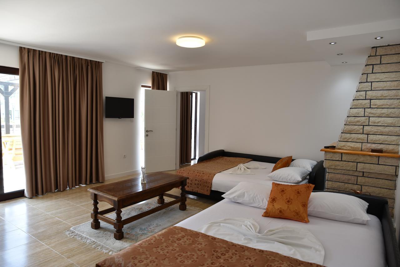 Guest House Evropa Ulcinj Exterior foto